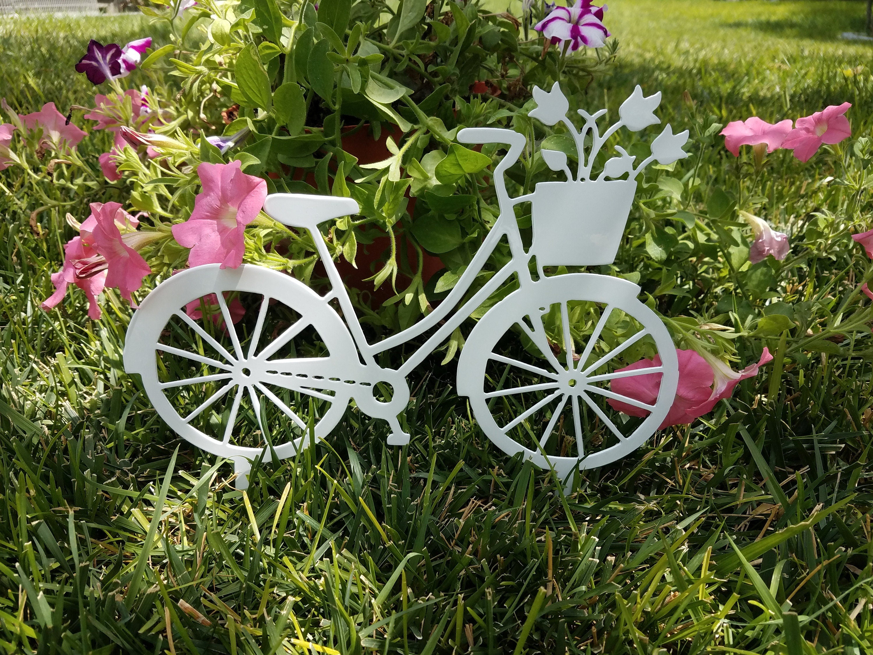 Metal Yard, Garden Art, Bicycle Bike With Basket of tulips, Ground Stake
